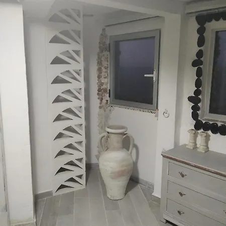 Romantic Atlantic Apartment